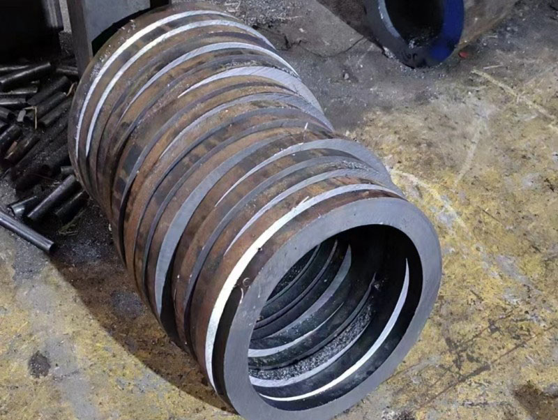 江海30CrMo无缝钢管切割